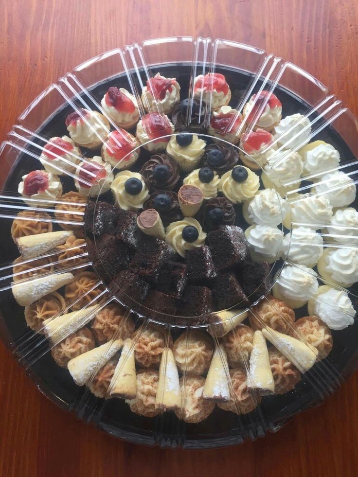 MIXED DESERT PLATTER